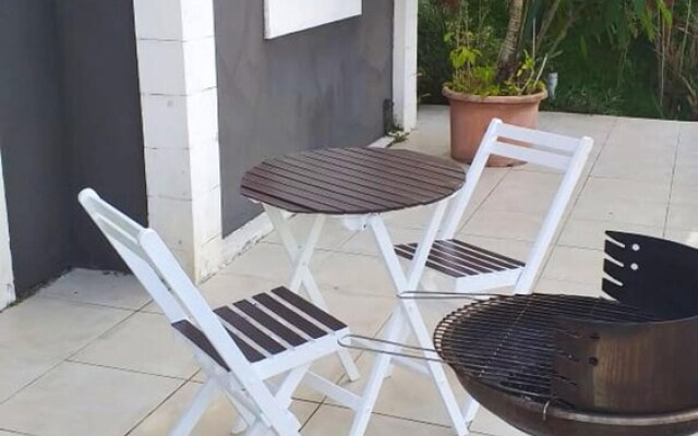 Apartment with One Bedroom in Fort-De-France, with Wonderful Mountain View, Furnished Terrace And Wifi - 5 Km From the Beach