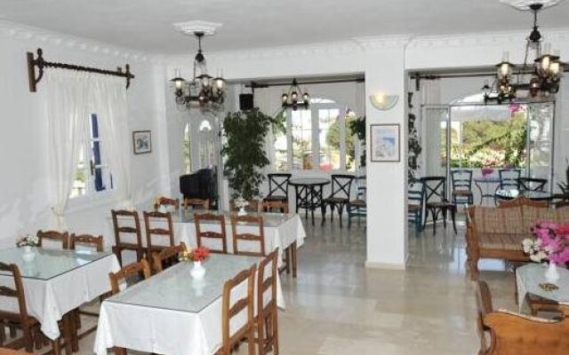 Proteas Hotel