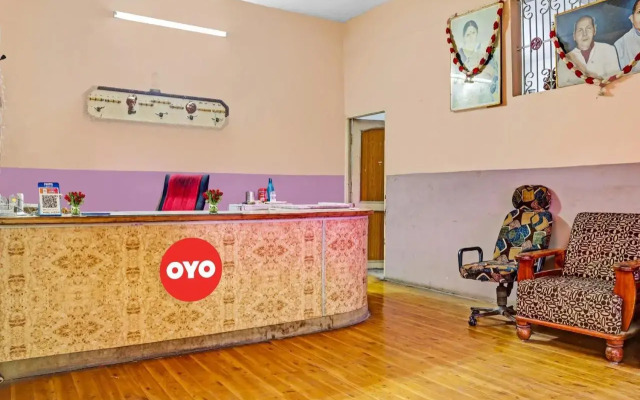 Oyo Flagship 703015 New Sd Palace