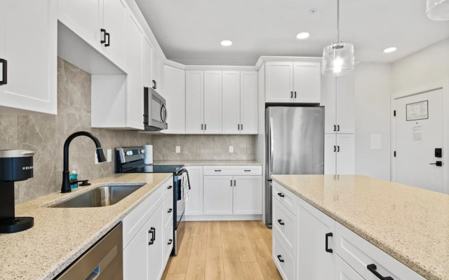 The Loop Downtown By Kasa