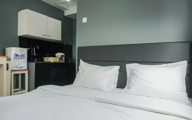 Nice And Warm Studio At Belmont Residence Puri Apartment