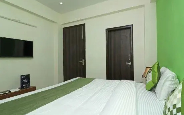 OYO 12534 Bud Rooms