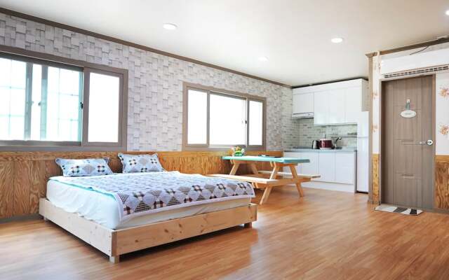 Tongyeong Hanin Pension