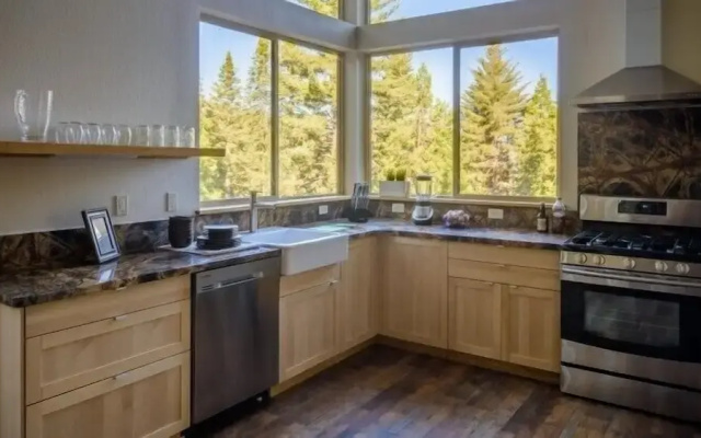 Scenic Wonders Alpenglow 3 Two Bedrooms