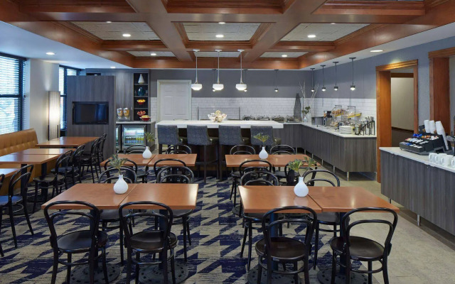 Residence Inn Minneapolis Downtown at The Depot by Marriott