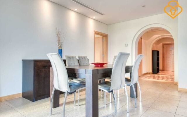 Al Hatimi 3 Bedroom 108