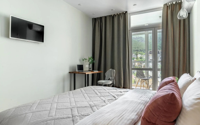 Солнце Сулима на улице Суворова 27к1