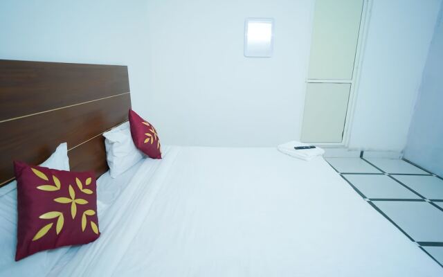 Roomshala 045 Galaxy Noida 35