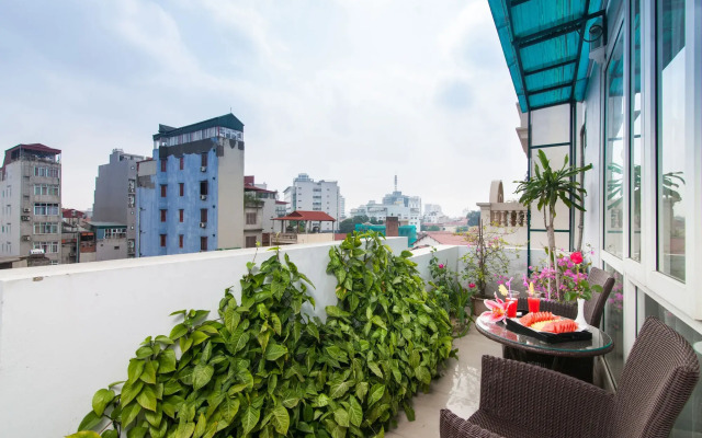 Golden Legend Diamond Hotel