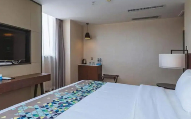 Vyluk J Hotel Guiyang Railway Station