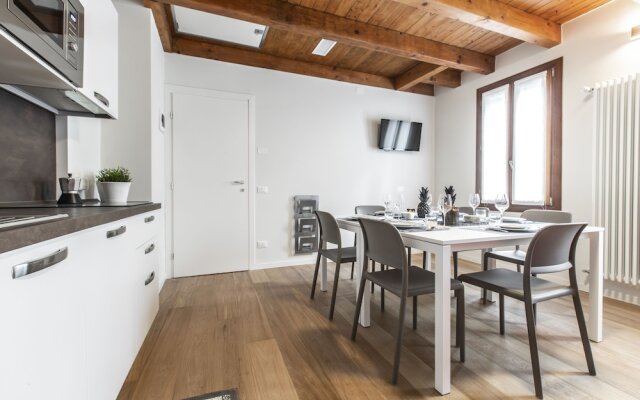 Venetian Dream Apartment R&R