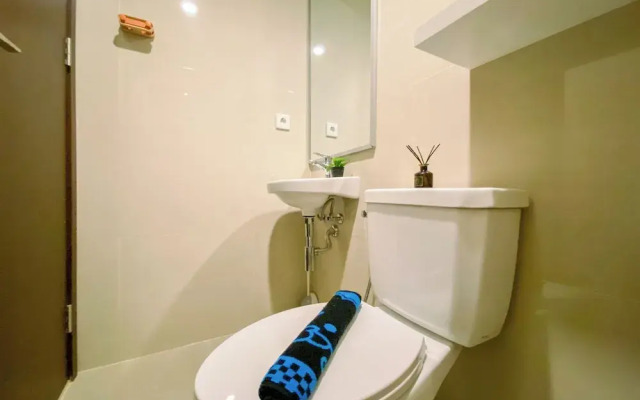 Cozy and Enjoy Living Studio at Vasaka Solterra Apartment