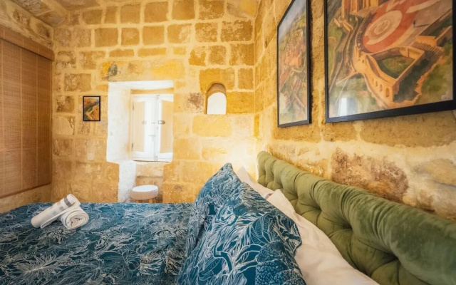 Traditional 500 Year old Gozitan Townhouse