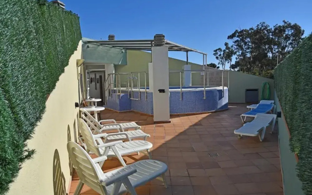 Apartamento con piscina comunitaria para familias