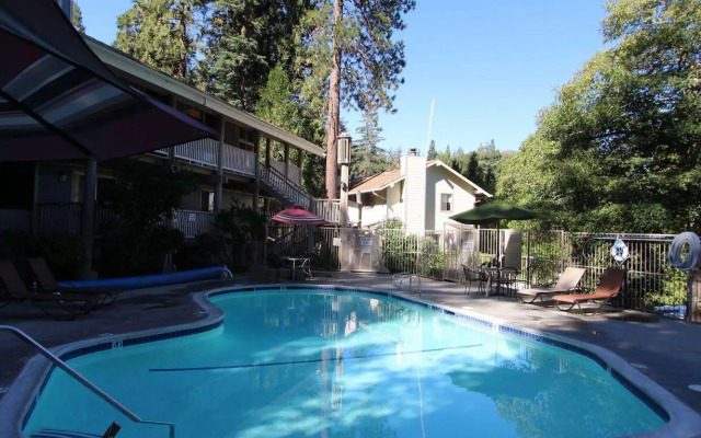 Lake Arrowhead Chalets