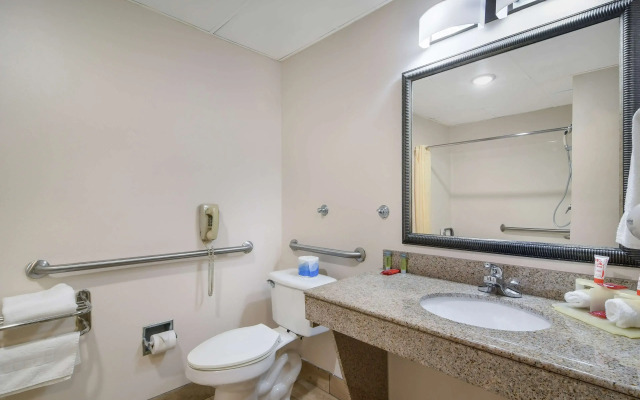 SureStay Plus Hotel by Best Western Tarboro