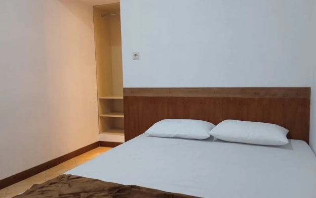 Gorland Hostel Syariah near GOR Satria Purwokerto RedPartner