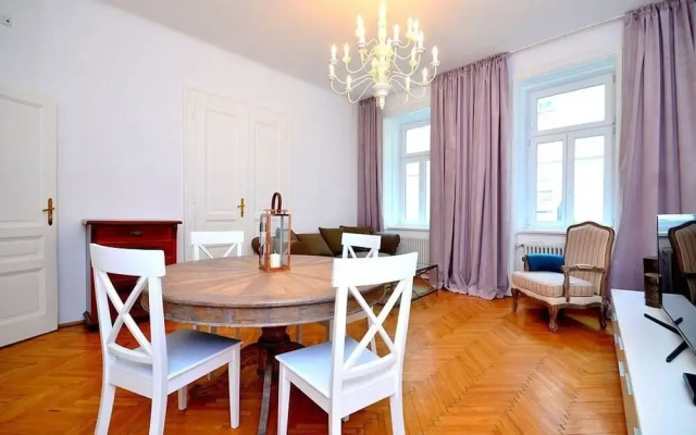 Vienna Residence Great Home for 4 People Near the Famous Schloss Schoenbrunn