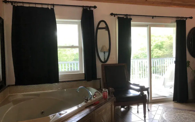 Echo Canyon Spa Resort (Adults Only)