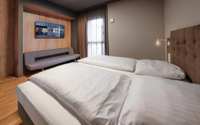 Hotel Cult