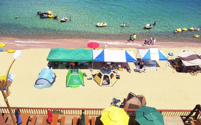 Blue Ocean Tourist Pension