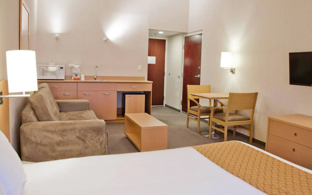 City Express by Marriott Mazatlán