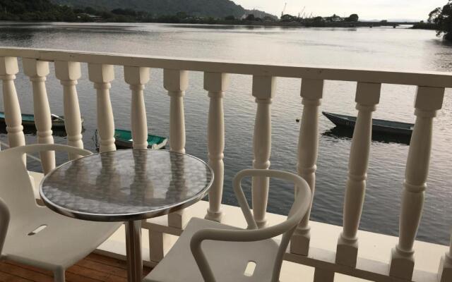 Hotel y Restaurante Costa del Sol