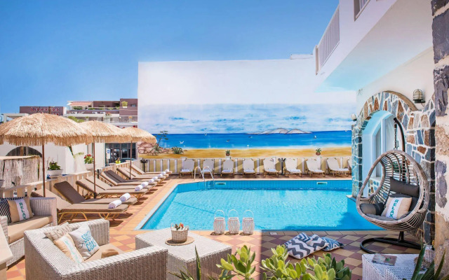 Mistral Hotel - Adults Only