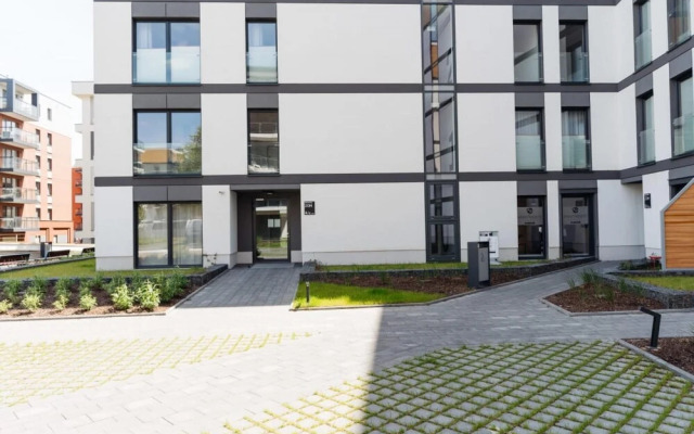 Stylish Apartment With Amazing View in Luxury Residence Parking