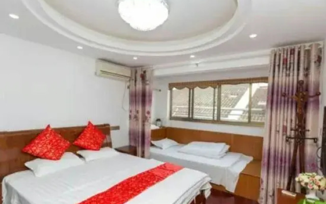 365 Boutique Inn