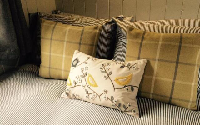 Mid Wales Luxury Huts
