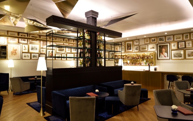 The Oberoi Grand Kolkata Hotel