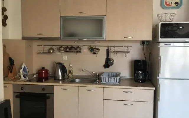 Апартаменты Лъки Бийч