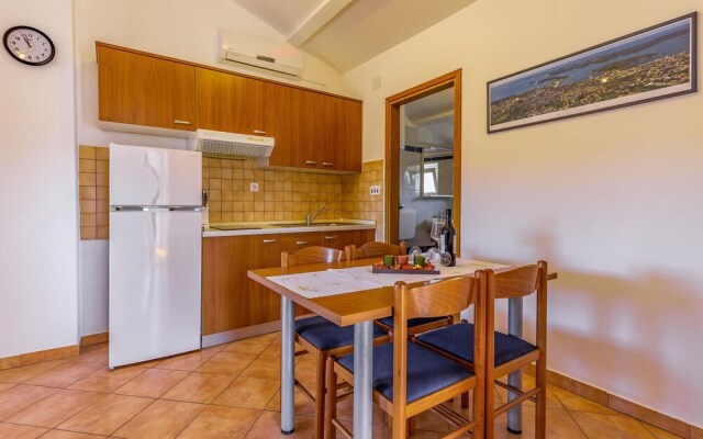 Beautiful Home in Medulin With Wifi and 2 Bedrooms