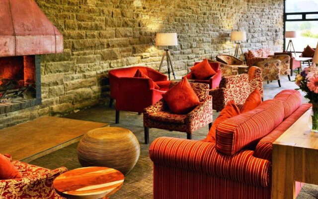 Premier Hotel Sani Pass
