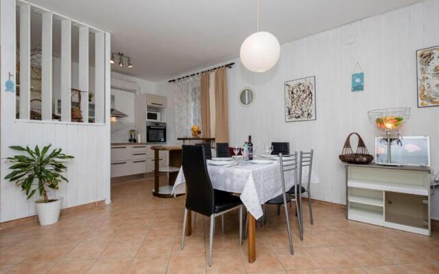 Apartments Vesna 2844