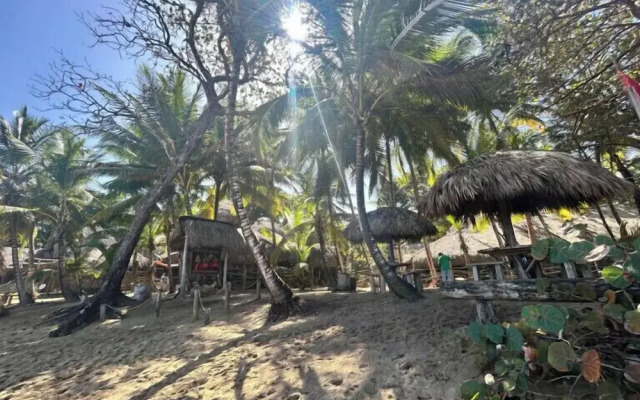 REFUGIO Sabaneta de Yásica