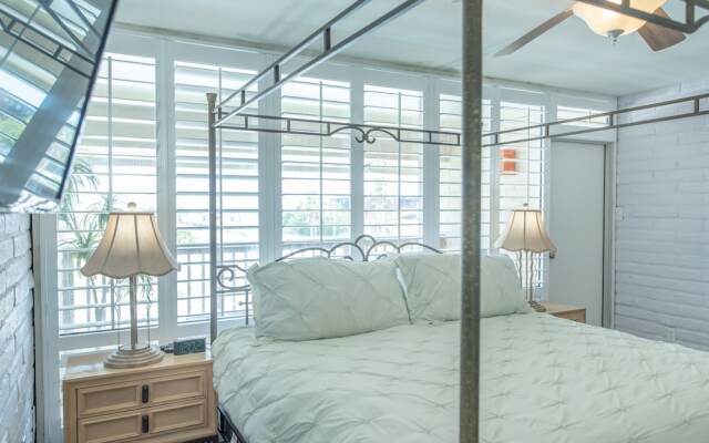 Pearl Marlin 205 by RedAwning