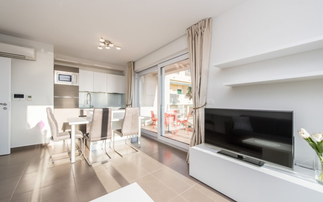 Sargas Suite 6 With City View