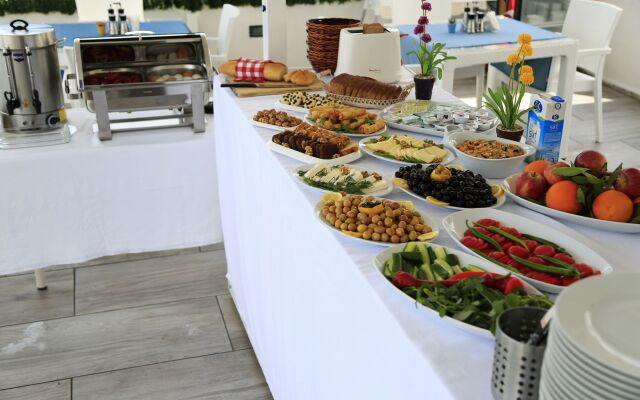 Hi̇mm Hotel