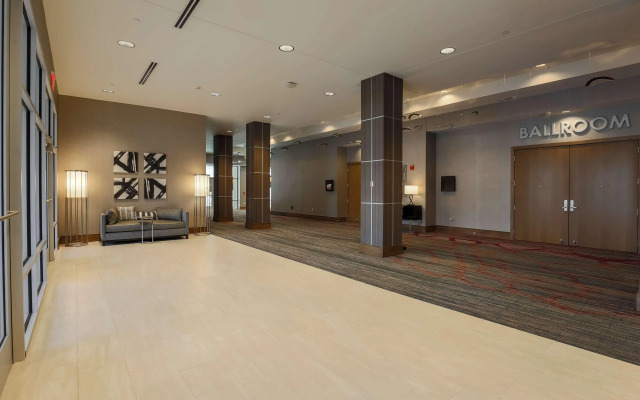 DoubleTree by Hilton Evansville