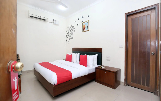 OYO 1950 Hotel Supreme