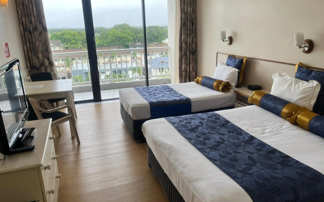 Acacia Court Hotel