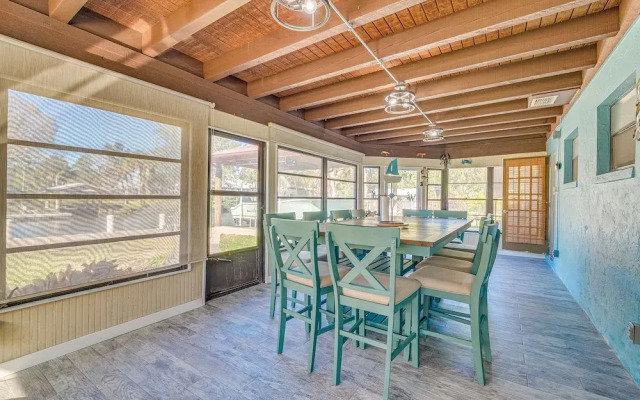 Riverfront Home With Private Dock, Fire Pit!
