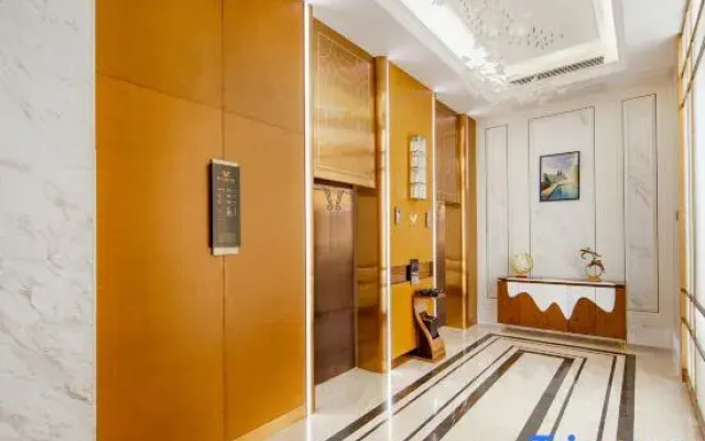 Vienna International Hotel (Chongqing Bishan Vocational Education Center)