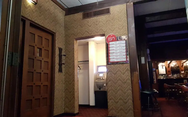 Hotel Motel Penn - Mass