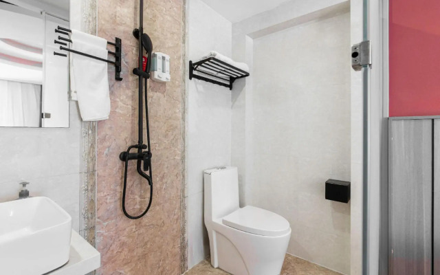 Fucheng Business Hotel