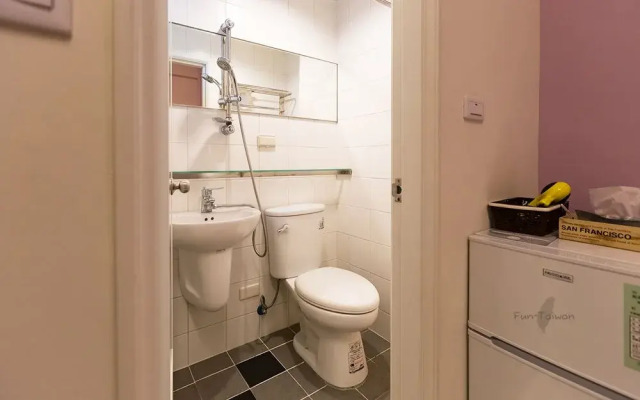 18 Boutique private clubhouse