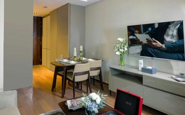 Oakwood Makati Avenue