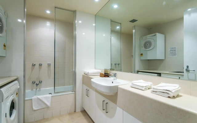 Portsea Village Resort